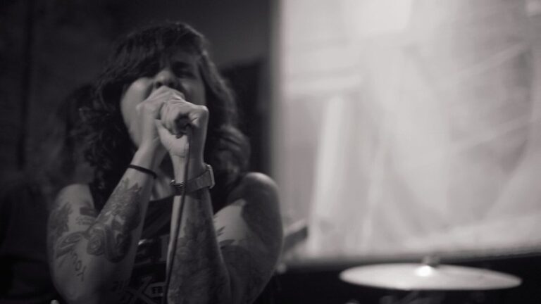 Anti-corpos: Pieces Of a Queer Tour