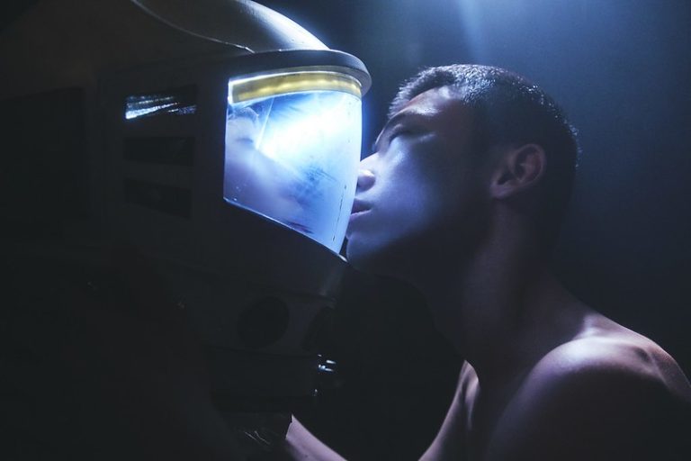 Kiss